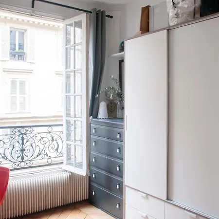 Design Close To Montmartre Parigi