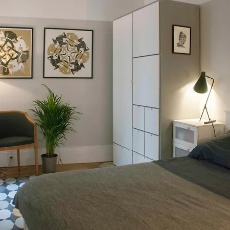 Design Close To Montmartre Parigi