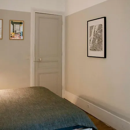 Appartamento Design Close To Montmartre Parigi